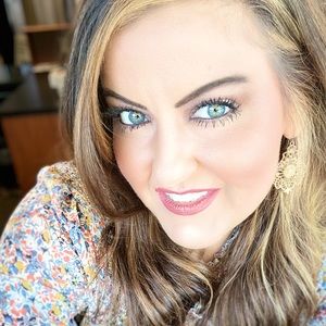Meet your Posher, Nikki